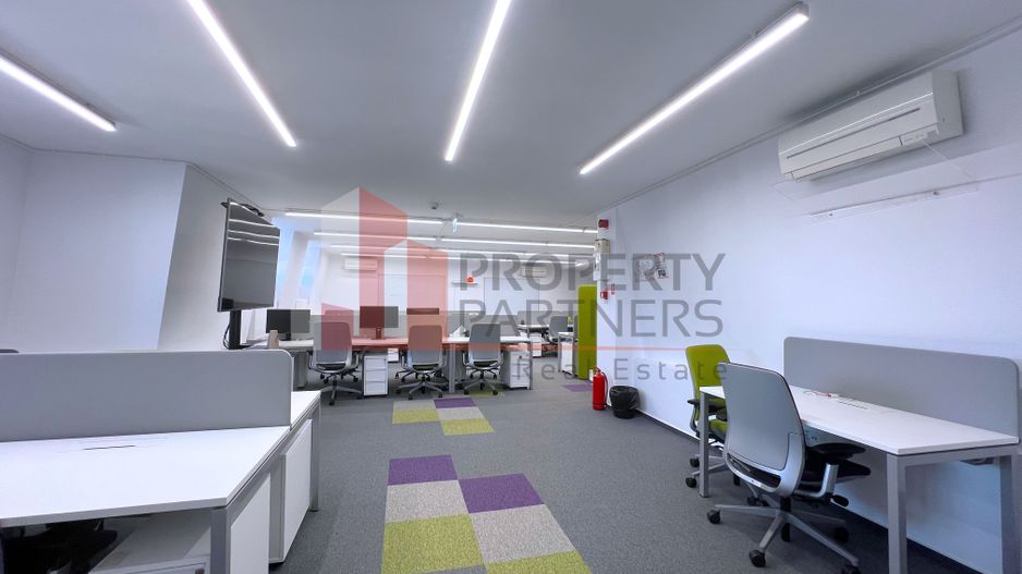 Spatiu modern pentru birouri - 741.54 mp  - Universitate - Poză 2