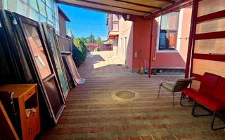 🏡 Casă spațioasă cu 9 camere în Strejnicu – pentru locuință, birouri - Poză 8