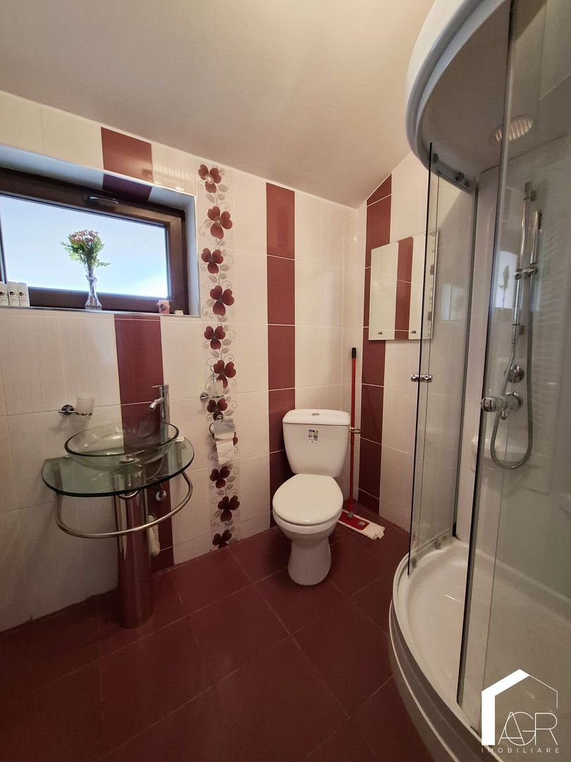 Vila cu 7 camere de vanzare in Paulesti - Poză 22