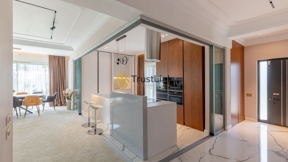 Casă premium teren 3.000 mp, livadă și zonă BBQ – Frumusani - Poză 2