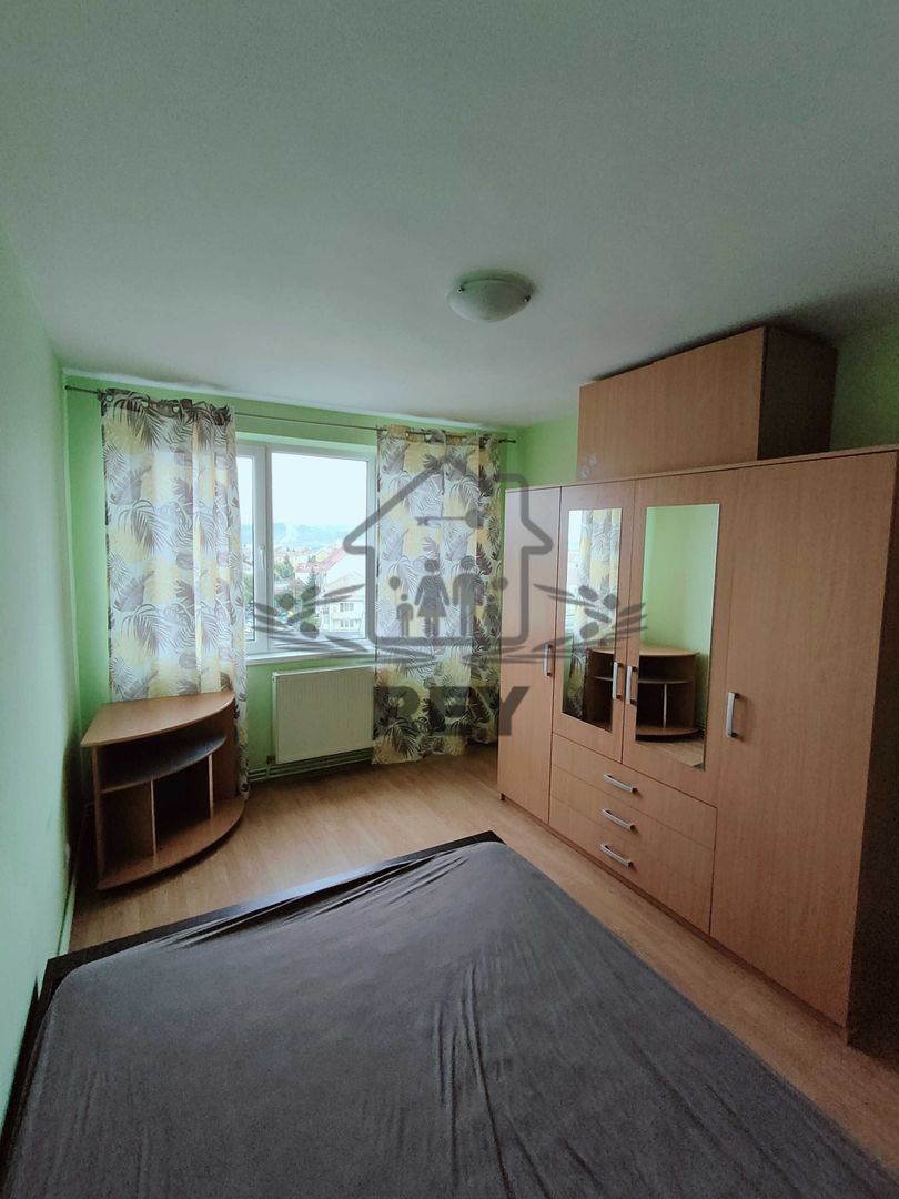Proprietar - vand apartament 2 camere Sibiu-Bd.Mihai Viteazul - Poză 1
