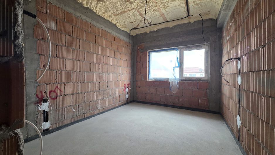Vilă individuală în Tunari – 5 camere, curte privată - Poză 38