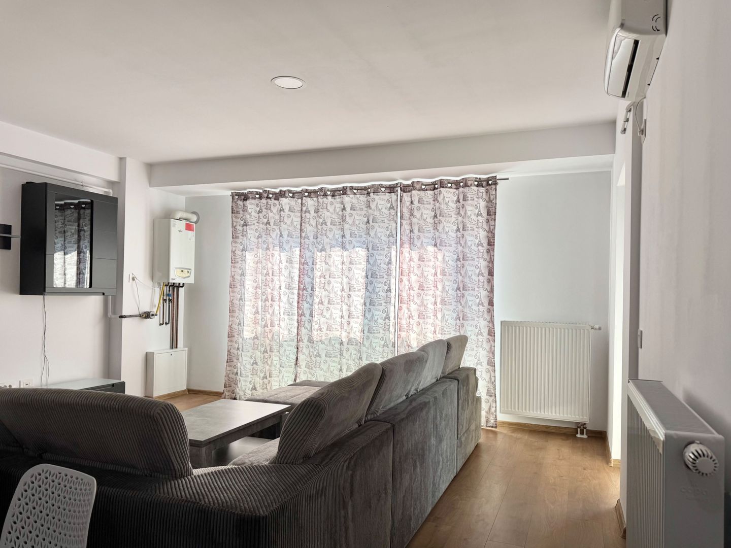 Apartament modern, lift și parcare – zona Calea Lipovei - Poză 4