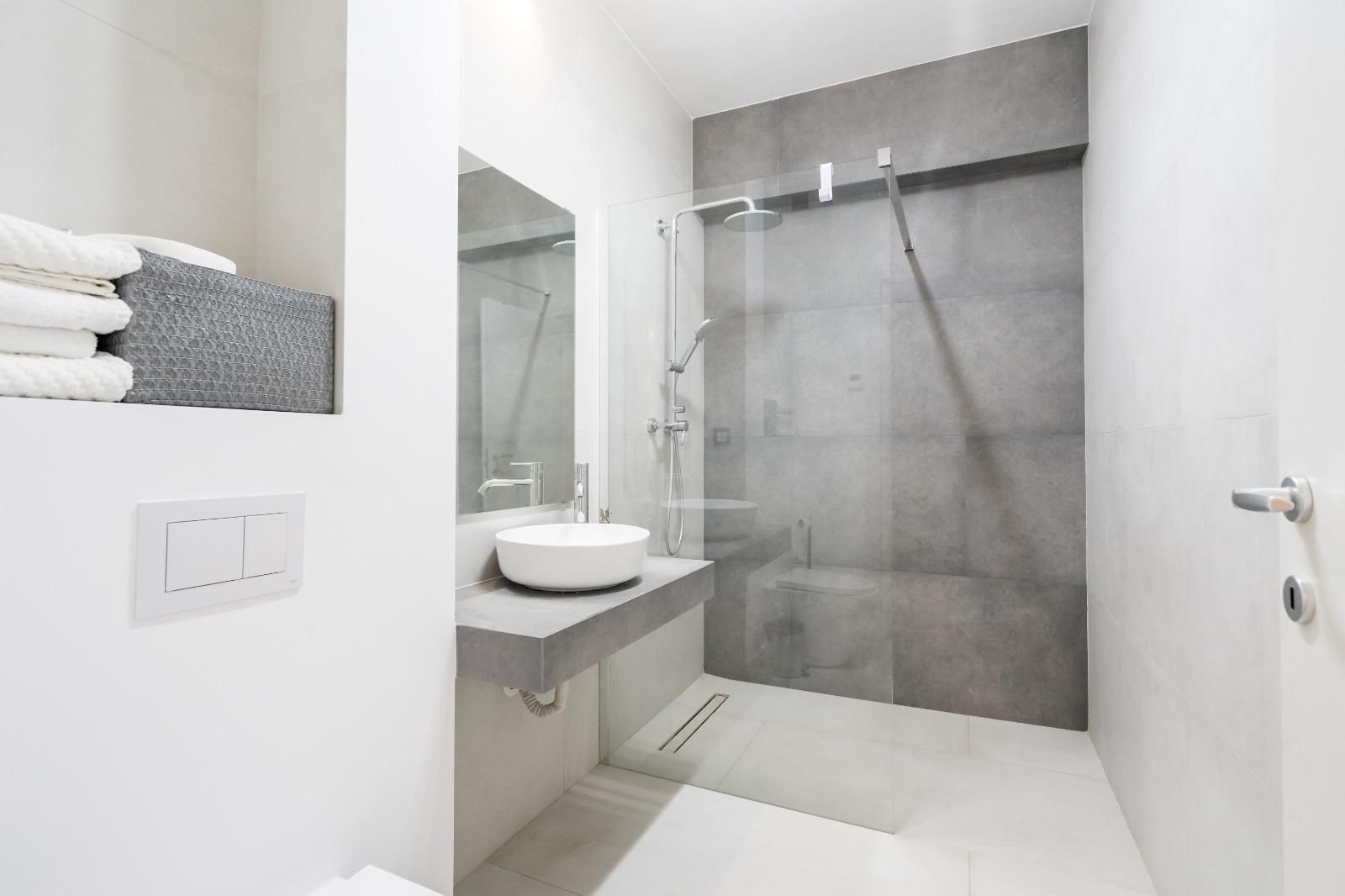 Inchiriere apartament 3 camere | Parcare inclusa | Sisesti - Poză 32