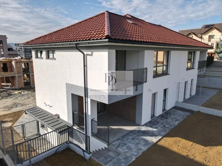 Vânzare Casă Unifamilială Cuplată | Acces privat | Tehnologii premium - Poză 3