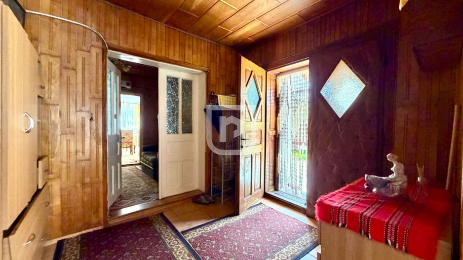 Casă centrală Gura Humorului | 3 dormitoare | 600 mp teren | Garaj - Poză 12