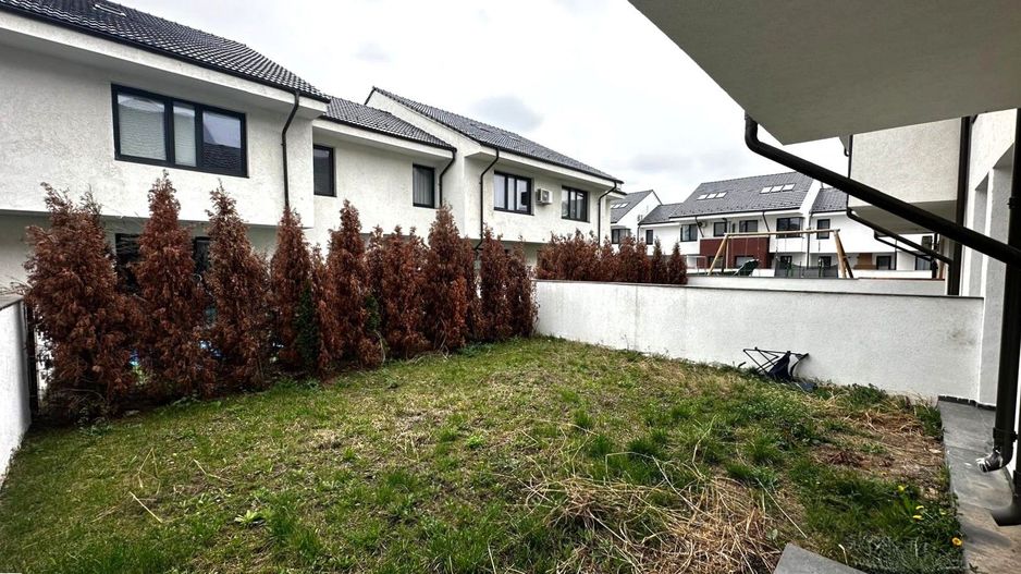 Vilă 5 Camere 160mp Curte 50mp Otopeni-Aeroport Henri Coandă - Poză 14