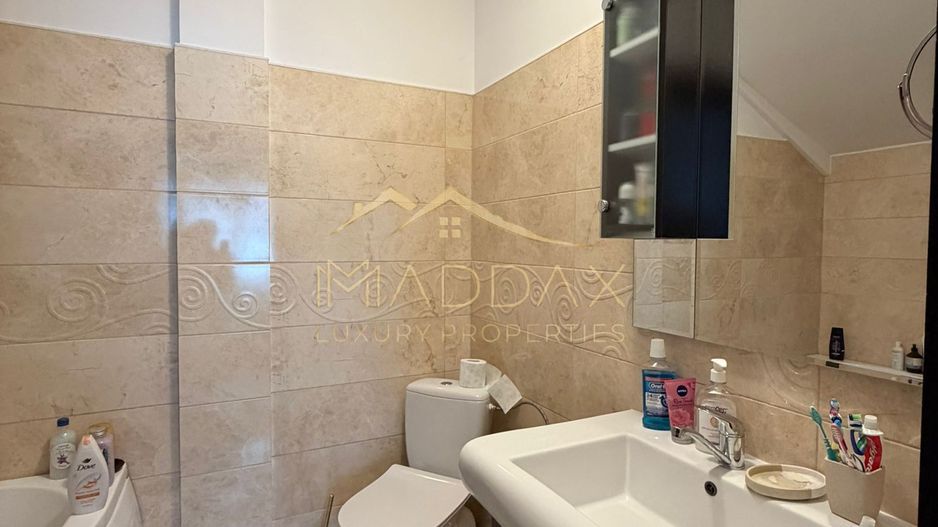 Vila spatioasa cu vedere spre lac Corbeanca - Poză 40