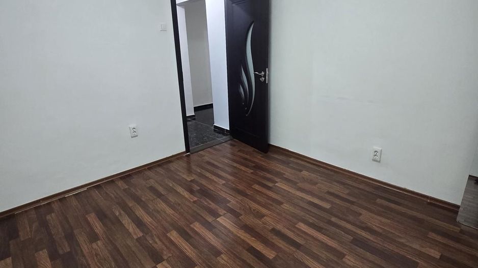 AP. 2 CAMERE GORJULUI, BUCATARIE DESCHISA, MOBILAT, METROU 5 MINUTE - Poză 10