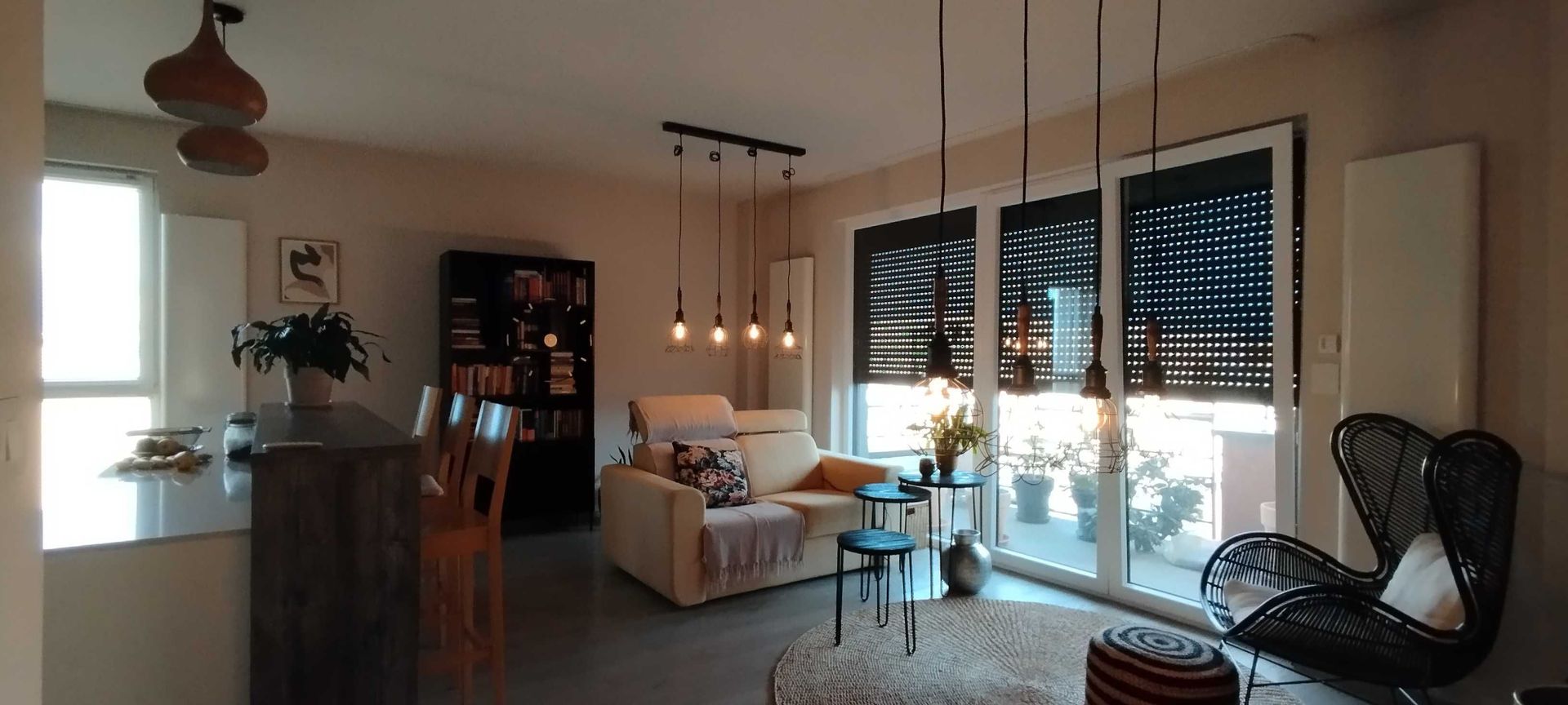 Torontalului | 2 Camere | Loc de Parcare Inclus. - Poză 1