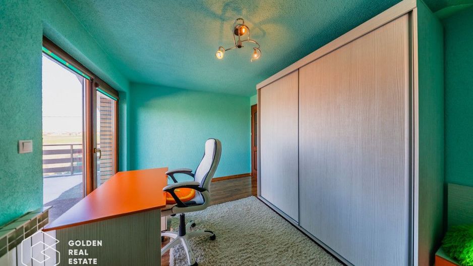 Casa cu 5 camere in Arad, zona Bujac – confort Si utilitate - Poză 12