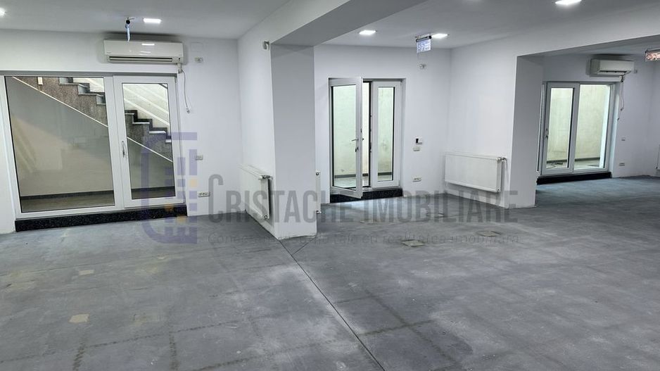Spatiu comercial, open space, pana la 230 m², vestiar si dusuri in locatie - Poză 3