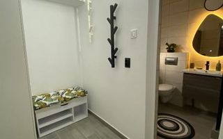 Apartament renovat complet cu parcare, în inima cartierului Tătărași - Dr. Savini - Poză 2