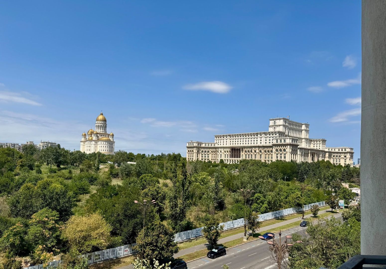 Închiriere Apartament 2 camere, vedere Palatul Parlamentului - Poză 14