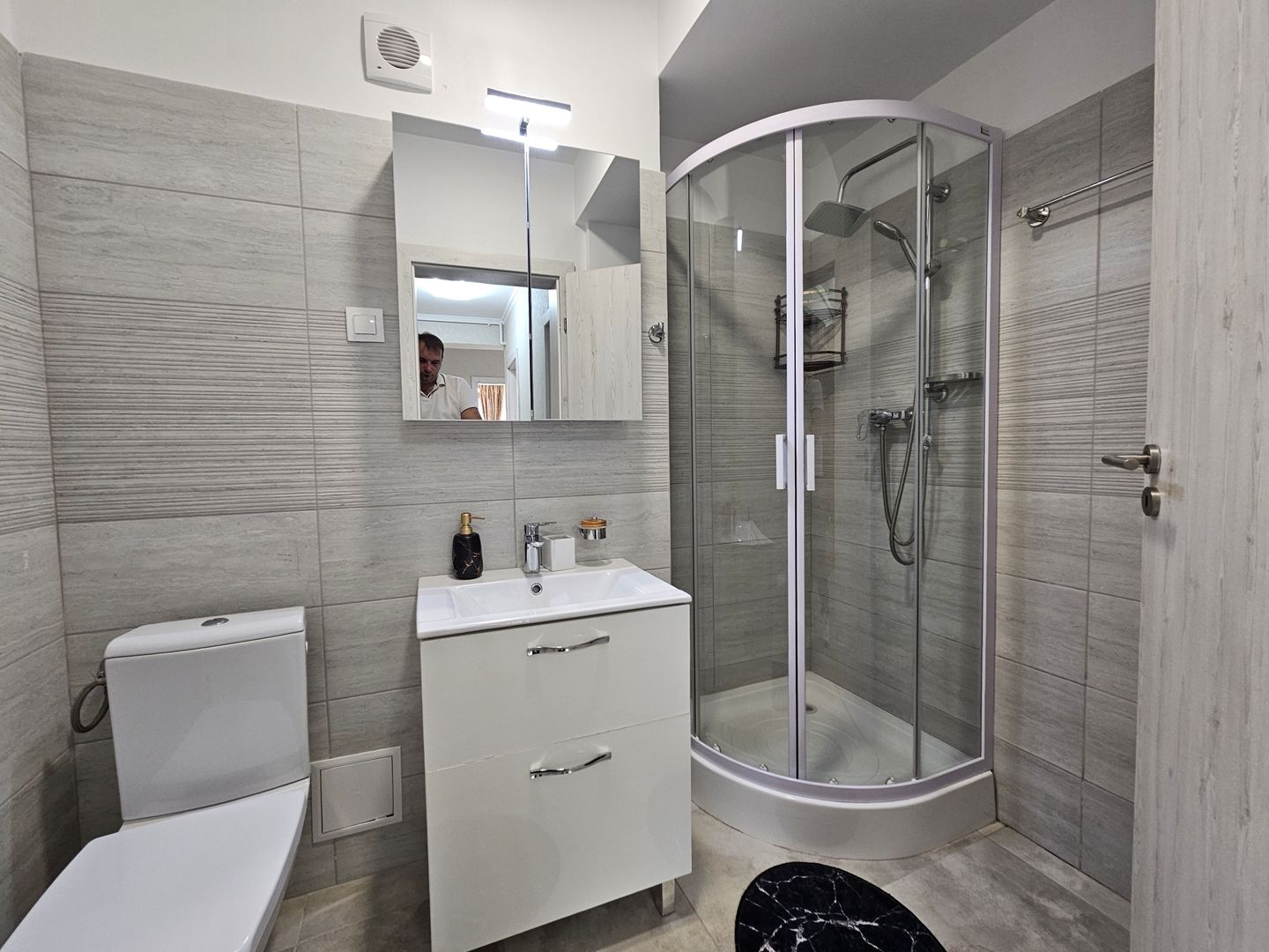 Apartament 3 camere de inchirat Rond OMV Pipera - Poză 7