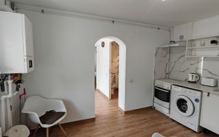 SANPETRU .Casa pretabila 2 familii ( Parinti + copil),singur in curte. - Poză 3