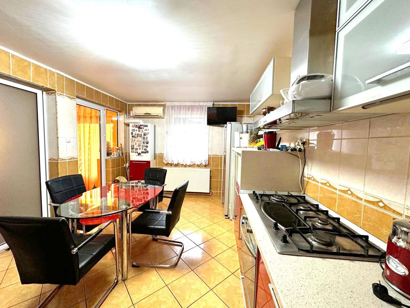 Vila de vanzare zona Metro/Arcasilor - P+1E+M - Poză 13