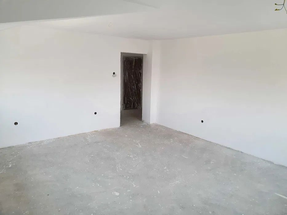 Apartament nou, 3 camere decomandate - Poză 2