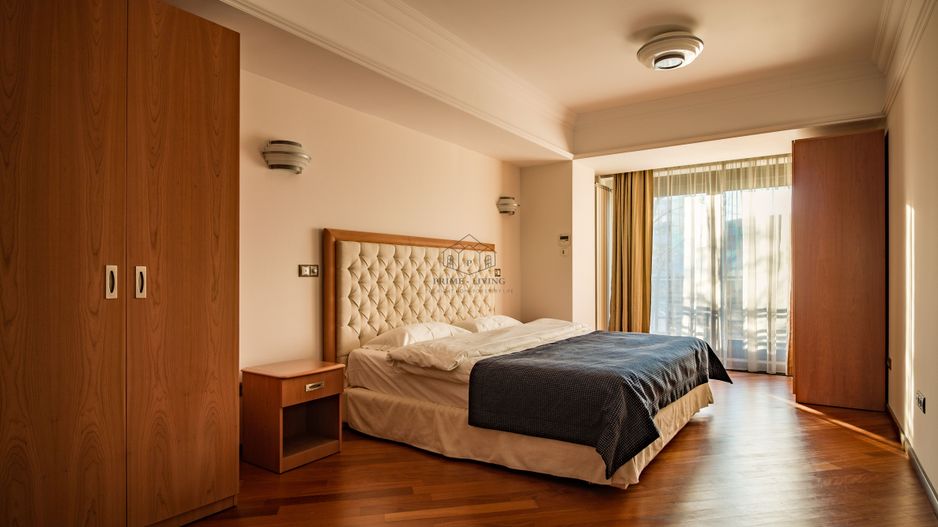 APARTAMENT CU 2 CAMERE DE 100 MP LA INCHIRIERE IN ZONA ROMANA - Poză 3