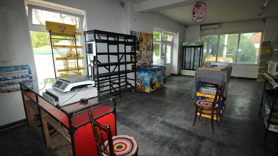 Spațiu comercial | DN69  | comuna Pesac | 50 km de Timișoara - Poză 7