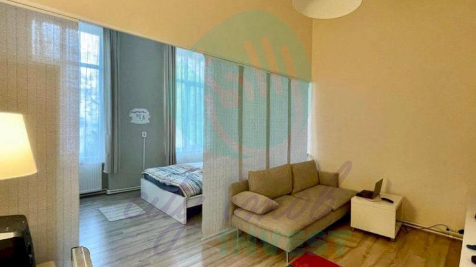 Apartament in vila cu arhitectura specifica perioadei interbelice - Poză 6