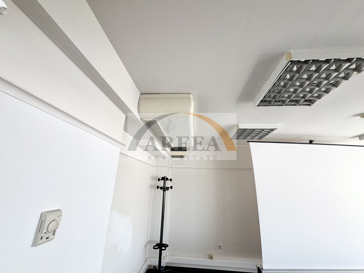 AFACERE - HOTEL (SEMI)RENOVAT de 4 etaje - Floreasca-Barbu Vacarescu - Poză 17