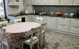 Apartament La Casă | 4 Camere | 120 MPU | Bulevardul Victoriei - Poză 2