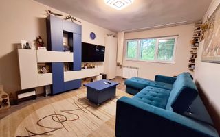 Apartament cu 3 camere, decomandat, zona Vest - Poză 2