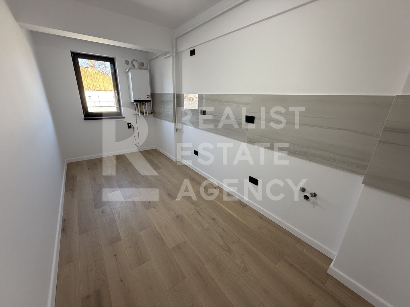 Vânzare apartament 2 camere, zona centrală Sf. Andrei, Iași - Poză 3