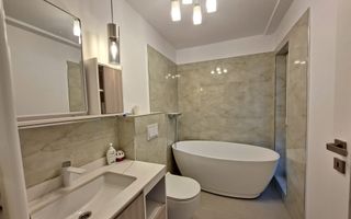 Casa moderna cu 6 camere terase 50 mp si curte in Parcul Sub Arini - Poză 10