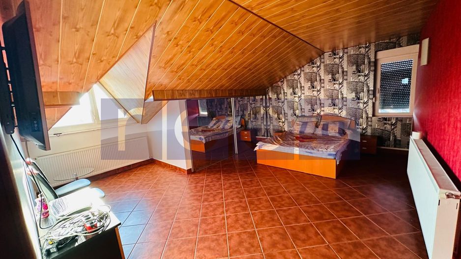 VILA DE VANZARE PE LAC | CREVEDIA | 7 CAMERE - Poză 21