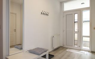 Casa individuala, zona Brytim, 4 camere + 2 bai, centrala proprie. - Poză 3