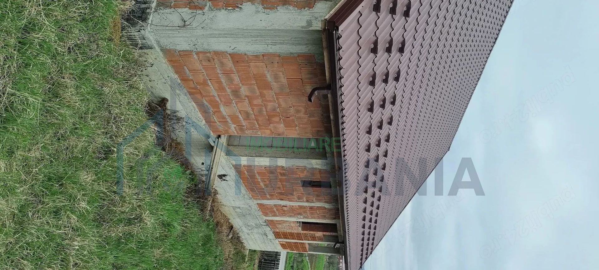 Casă la roșu, 130 mp, comuna Golăiești, județul Iași - Poză 3