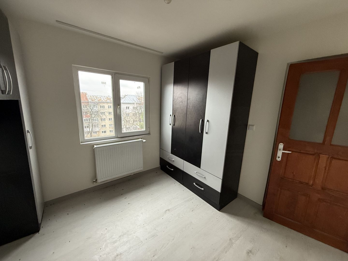 Apartament 2 camere | Zona Hurmuzachi | 23.500 EURO - Poză 4