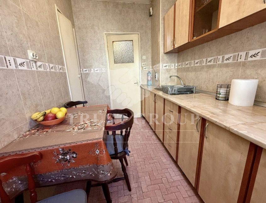 Apartament 3 camere Titulescu-Banu Manta | Imobil 1978 | Vedere spate - Poză 12