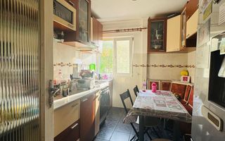 Apartament cu 3 camere, etaj 2, Nufarul - Poză 2