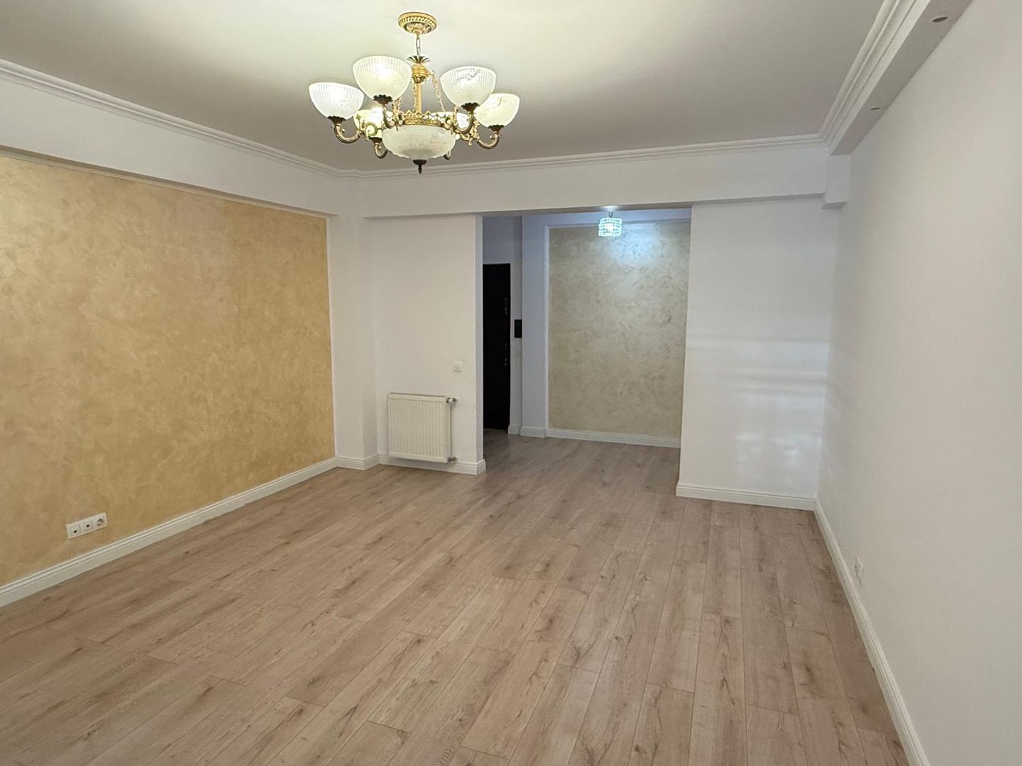 INCHIRIERE Apartament cu 3 camere in zona Aviatiei - Poză 8