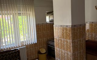 Apartament 3 camere Decomandat Rovine etaj 2/4 - Poză 4