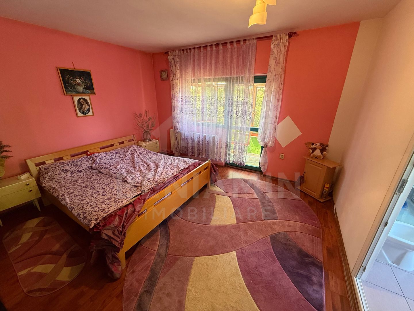 Casa Spatioasa D+P+1+M – 615mp - Teren 1000mp - Rovine - Poză 7