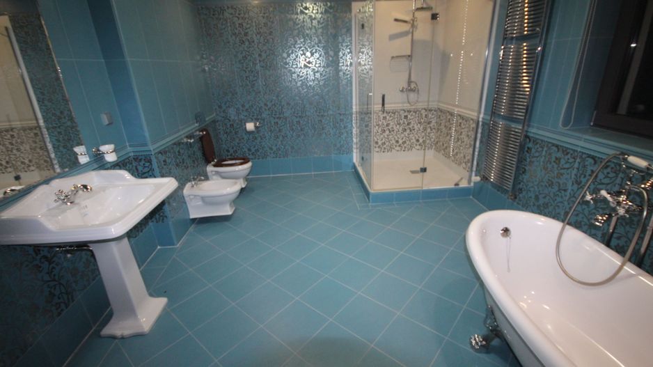 Lux la 5 minute de Iulius Twon - Poză 33