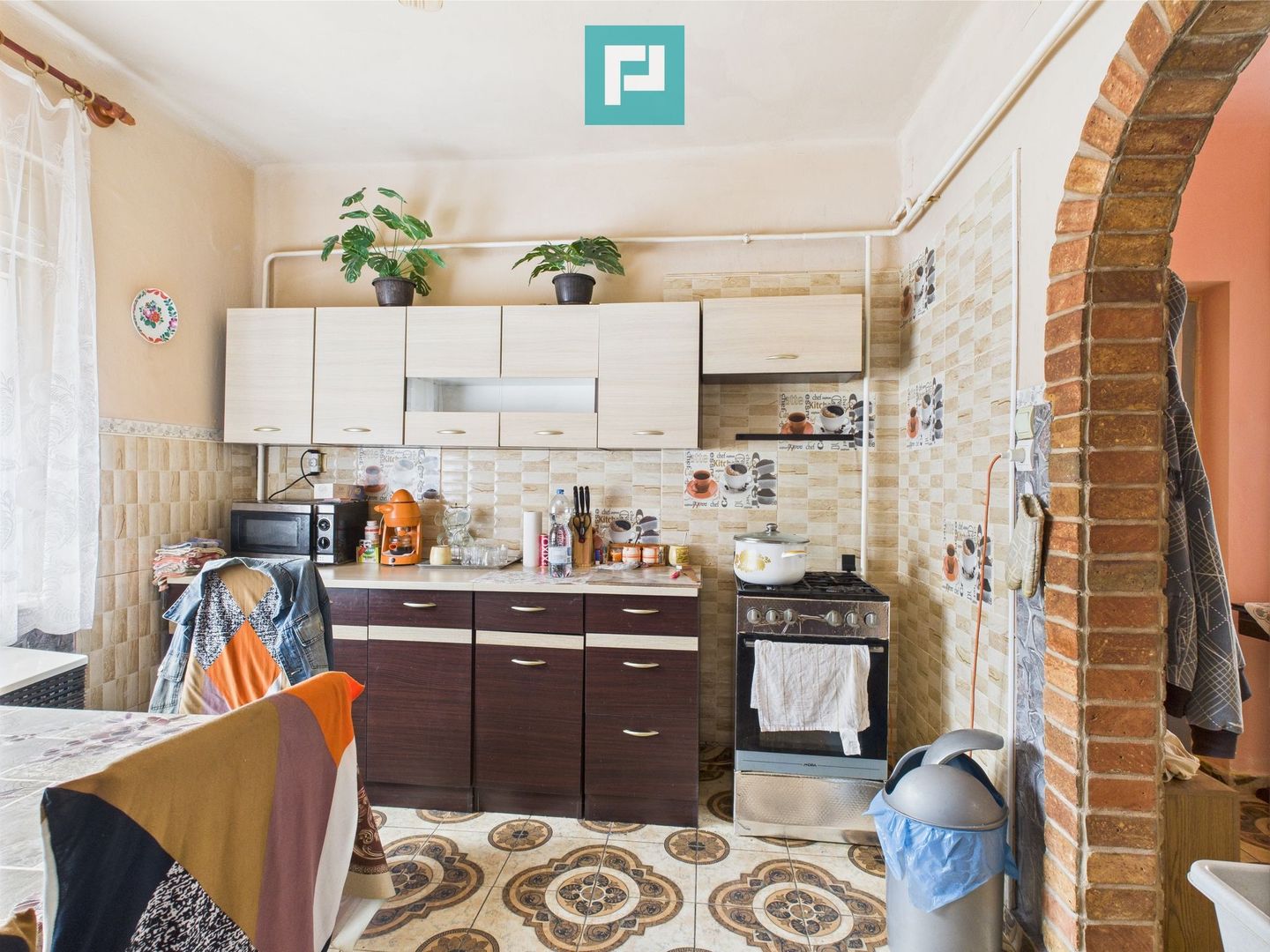 Casă cu 3 camere și teren generos lângă frontieră - Poză 3