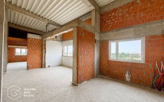 Penthouse cu potential exceptional, la rosu, 170mp, mansardabil pana la 300mp - Poză 1