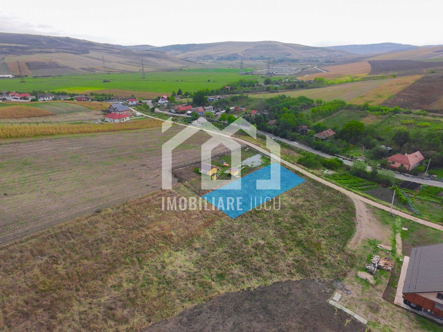 Teren Intravilan 1200 mp în Gădălin - Ideal pentru Casă sau Cabana! - Poză 2