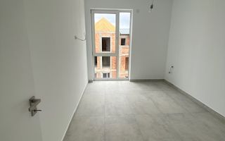 Imobil nou zona Freidirf - Poză 16