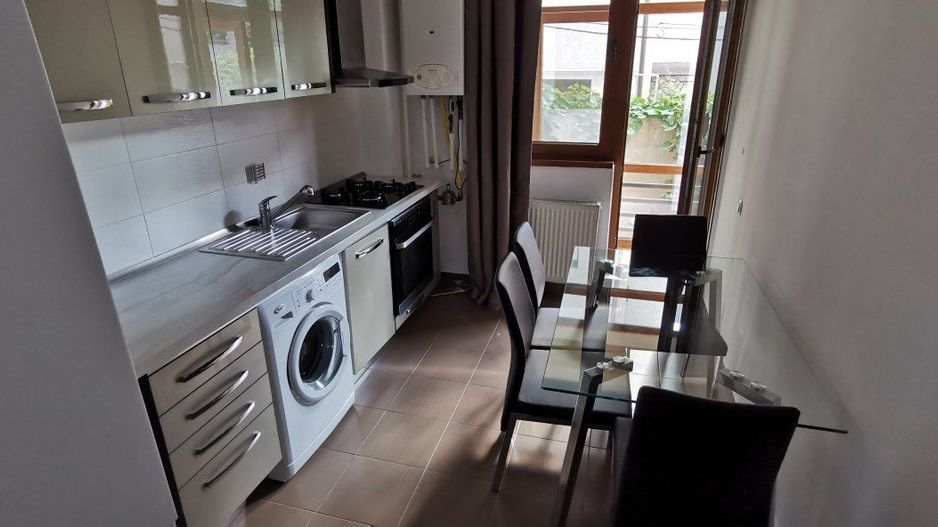 AP. 2 CAMERE 1 MAI, CURTE 21 MP, BLOC NOU, METROU 5 MINUTE, PARCARE - Poză 8