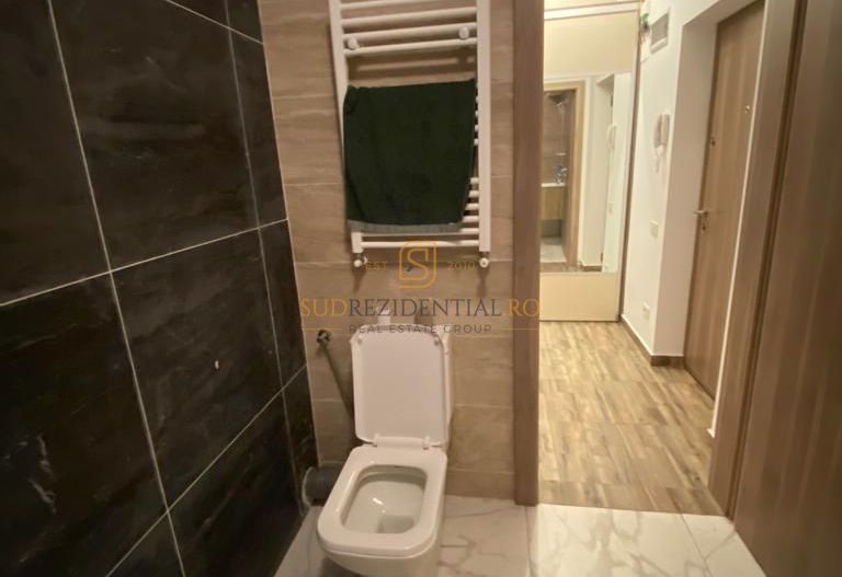 Garsoniera moderna de vanzare, mobilata, parcare, metrou Aparatori - Poză 13