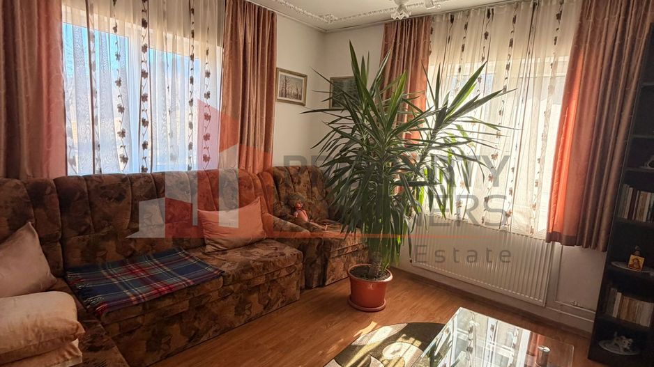 Casă tradițională cu 1800 mp teren  în Sohodol, Bran | Priveliște superba - Poză 14