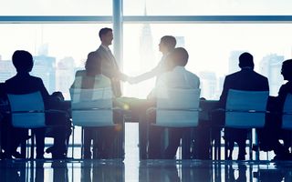 Casa cu potential de extindere de vanzare in Centru - Poză 18