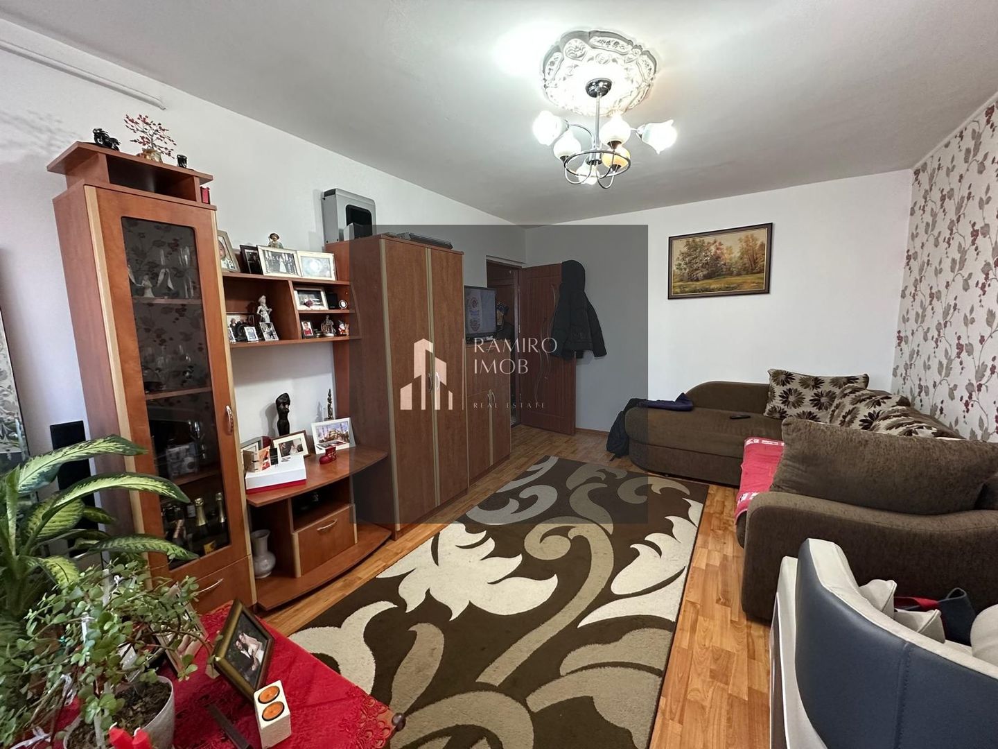 3 Camere - 70 mp si Boxa - Metrou 1 Decembrie la 5 Minute - Poză 7