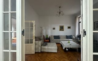 Apartament 4 camere in vila interbelica- vanzare- zona Gara de Nord - Poză 1